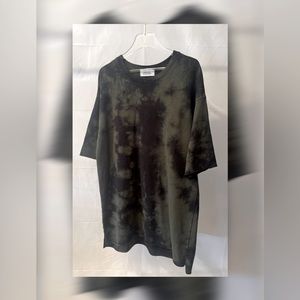 PARADISE PLEASURES Oversized Tie Dye Top EUC